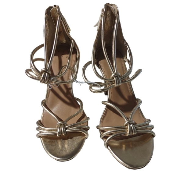 A New Day Gold Heels Knotted Size 9 - Picture 2 of 8